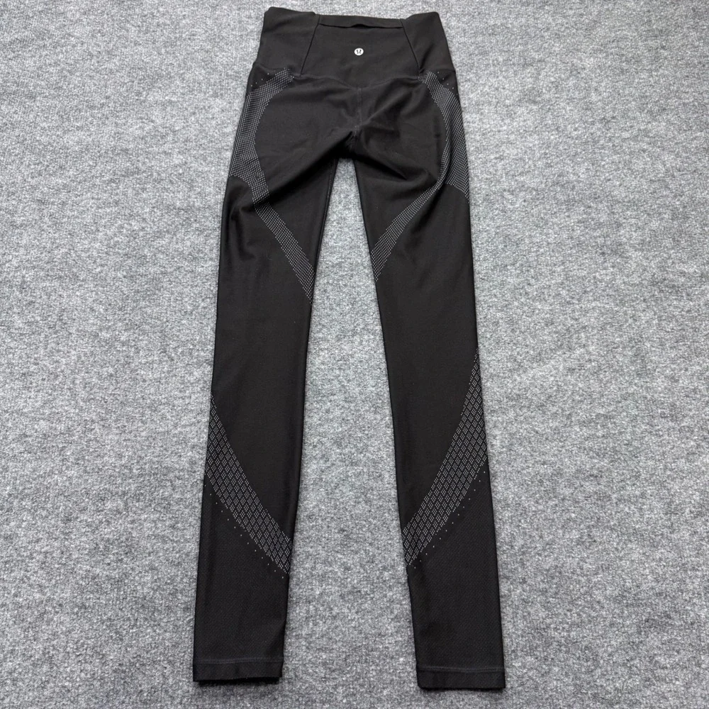 Lululemon Tight Stuff Tight II Black Dotted Reflective Leggings Size 4 High Rise